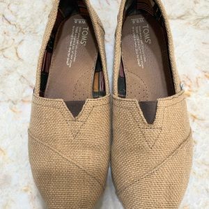 Burlap Toms 8.5